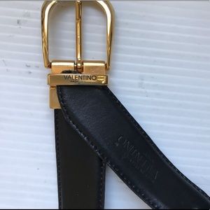 Valentino belt fit 24 to 27